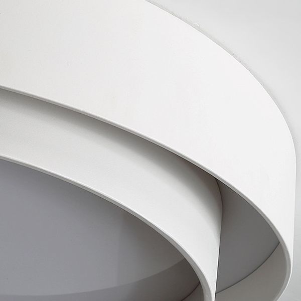 Lámpara de techo LED circular creativa moderna, soporte empotrado de hierro lacado con pantalla acrílica