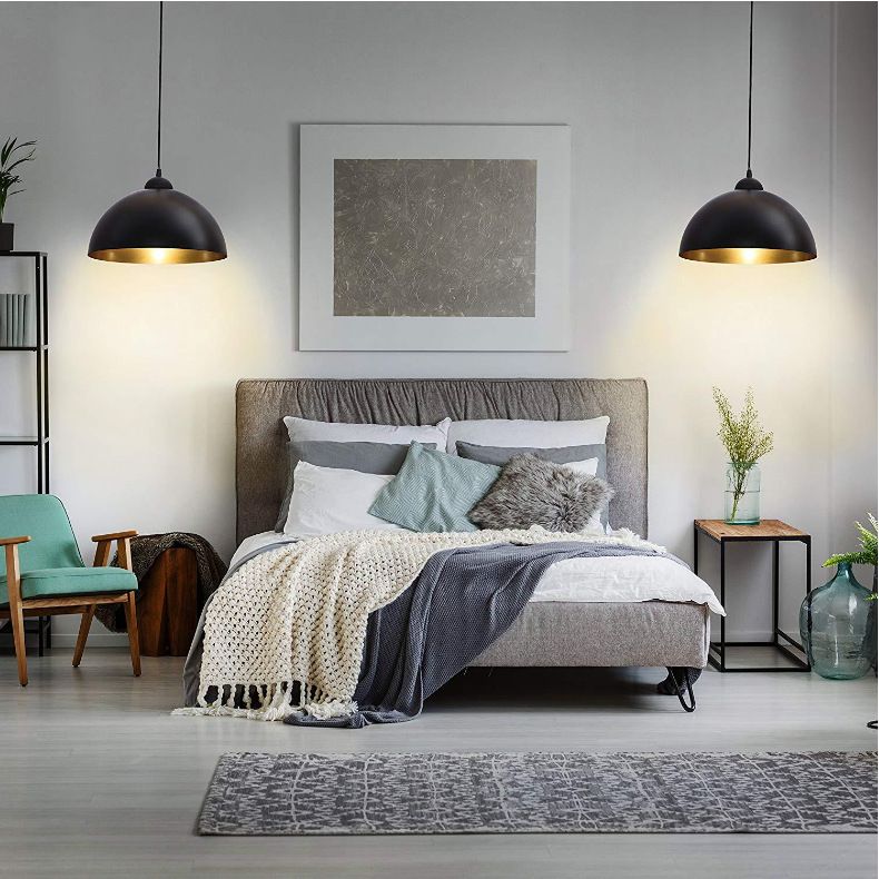 Lámpara colgante en forma de domo de metal