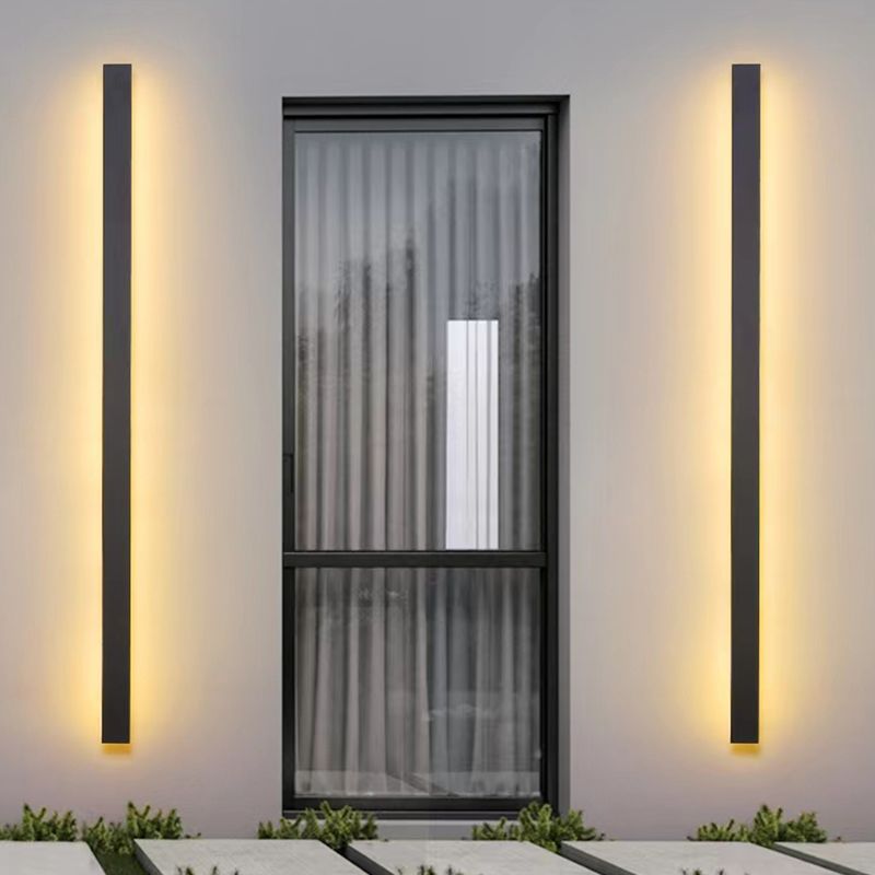 Linear Shape Metal Wall Light Modern Style Single Light Wall Mount Lamp