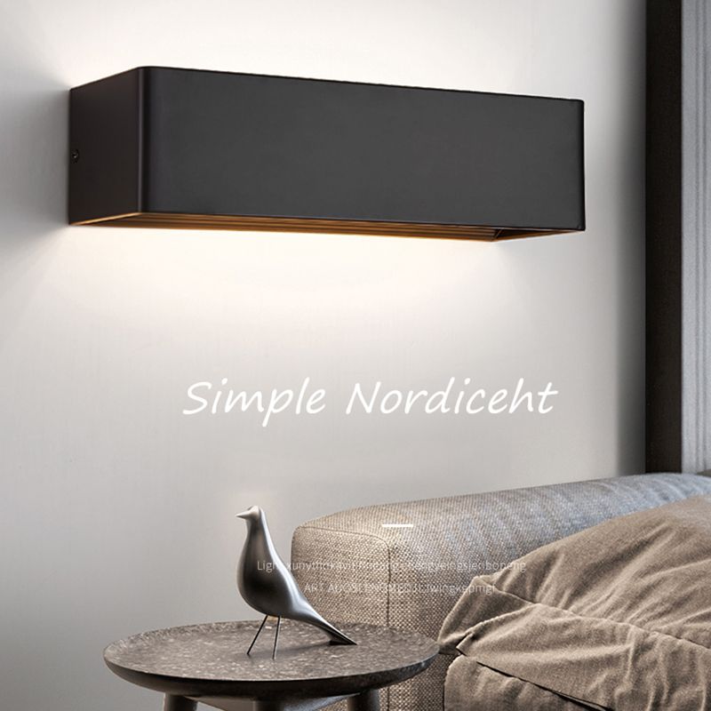 Forme carrée en métal applique de style moderne 2 lumières