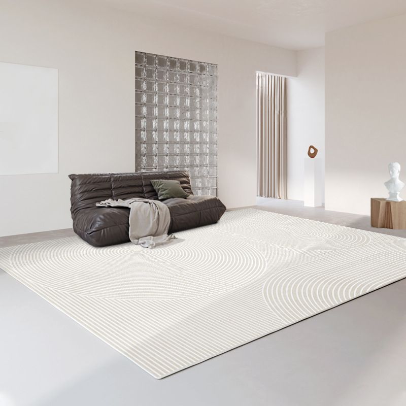 Modern Rug Light Grey Polyester Rug Stain Resistant Rug for Living Room