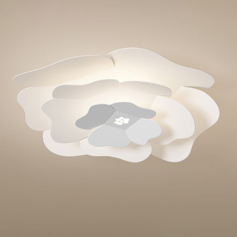 Modernism Flush Mount Flower-Shaped Ceiling Mounted Fixture in White for Bedroom