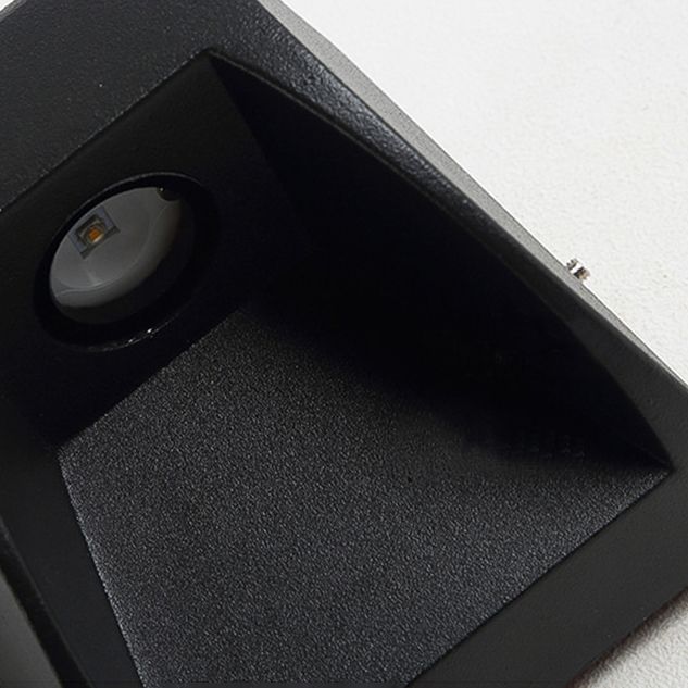 Iluminación de pared de 2 luces de metal de forma geométrica de estilo geométrico montado en negro