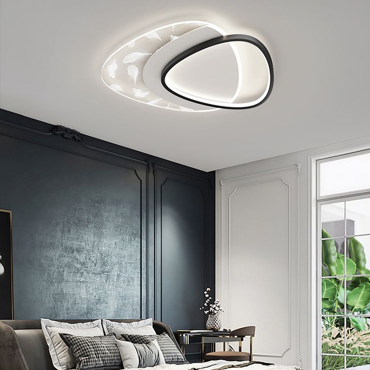 2 Light Triangular Ceiling Lamp Modern Style Metal Ceiling Lighting for Living Room