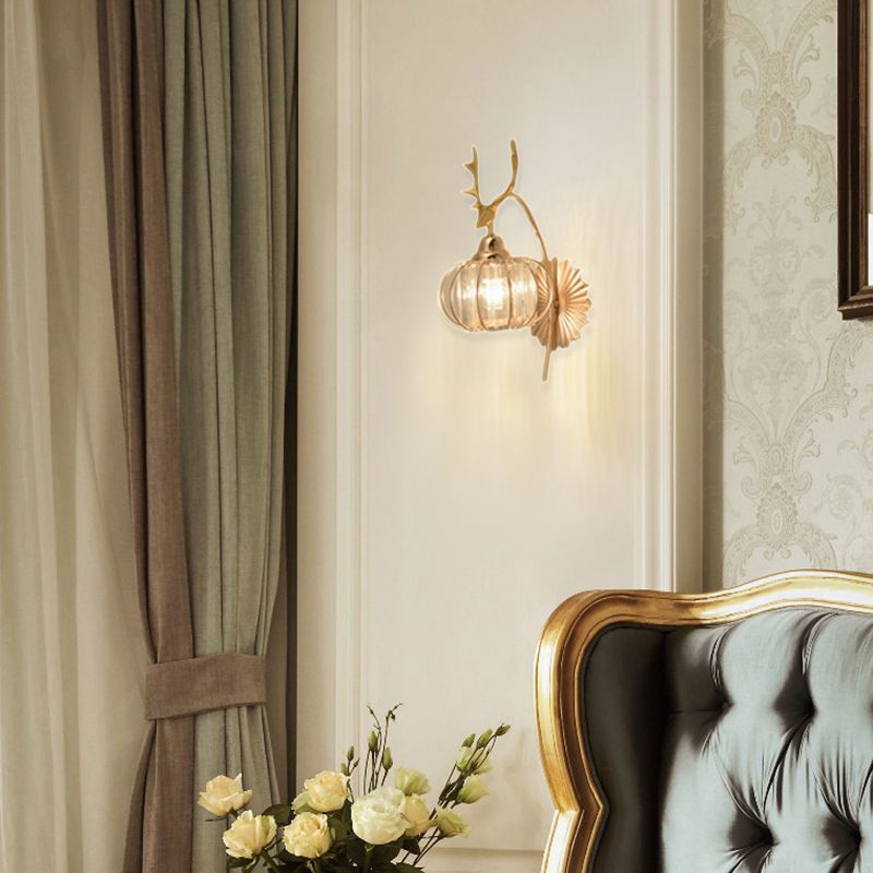 Gold Finish Deer Wall Light Modern 1 Bulb Metal Sconce Light with Round Crystal Shade
