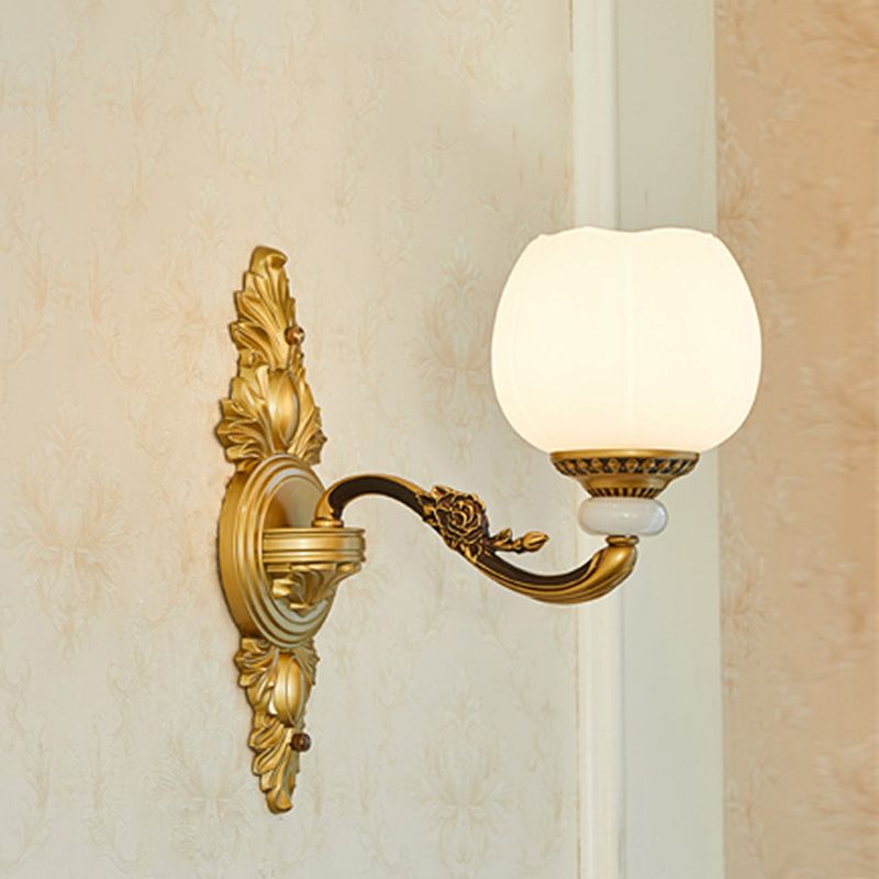 Bloemen Cream Glass Wand Licht Paksel Vintage woonkamer Muur gemonteerde lamp in goud
