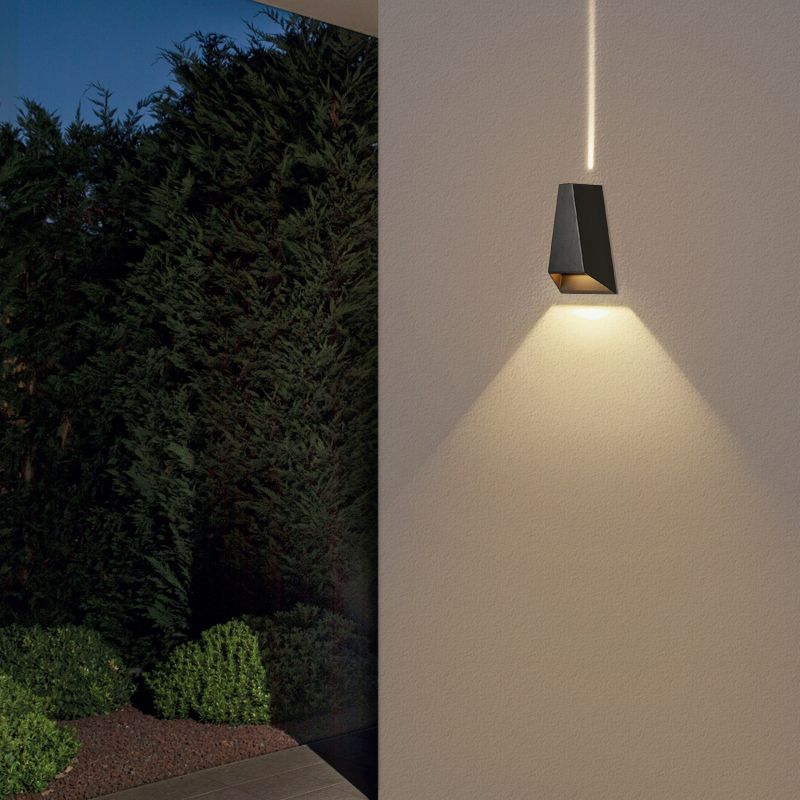 LED Modern Metal Wall Sconce Geometric Shape Wall Light with Glass Shade for Courtyard