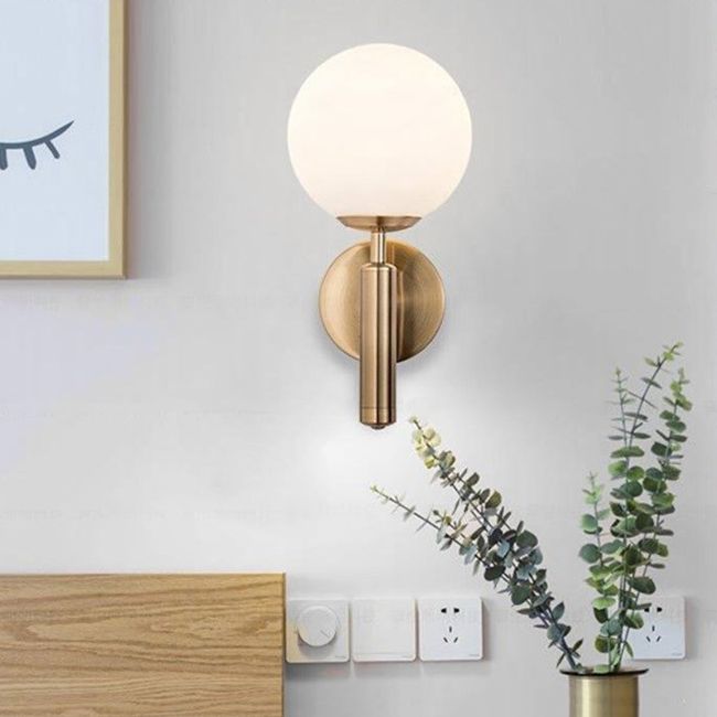Industrial Metal Wall Sconce Ball Shape Vanity Lamp with Glass Shade for Bathroom