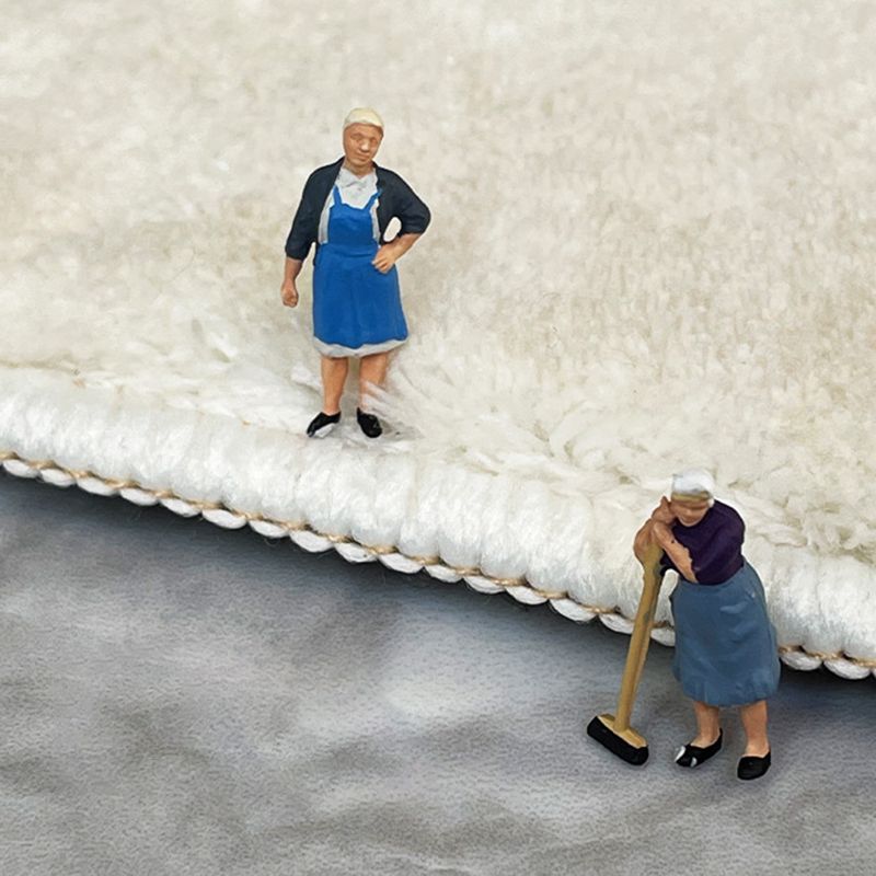 White Modern Rug Polyester Abstract Face Rug Washable Rug for Living Room