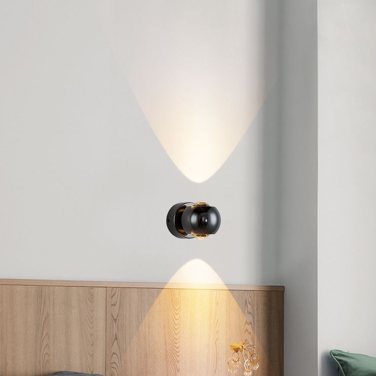 Kugelform Metallwandbeleuchtung moderner Stil 2 Leuchten Wandmontierte Beleuchtung