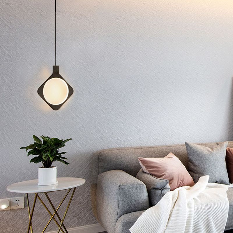 Lámpara colgante de LED de forma geométrica negra Lámpara de colgación de metal minimalista moderna para sala de estar