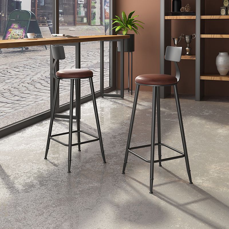Taburete de bar interior de madera maciza de metal contemporáneo con reposapiés