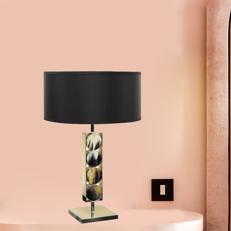 Rectangle Metal Night Table Light Moderniste 1 Lampe de bureau en tissu noir clair pour chambre à coucher
