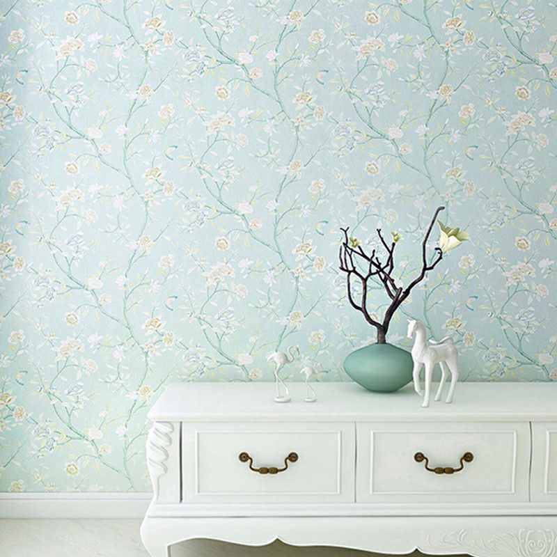 Sky Blue Rustic Wallpaper Roll 63.3-sq ft Blooming Flower Tress Wall Art for Bedroom