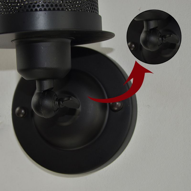 Lampe murale en mailles en fil noir