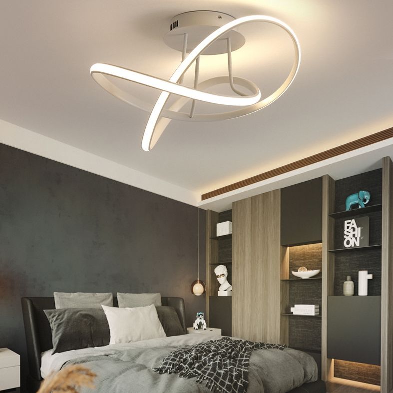 Acrilico a spirale vicino all'illuminazione del soffitto Simple Light Light Sequent'anni