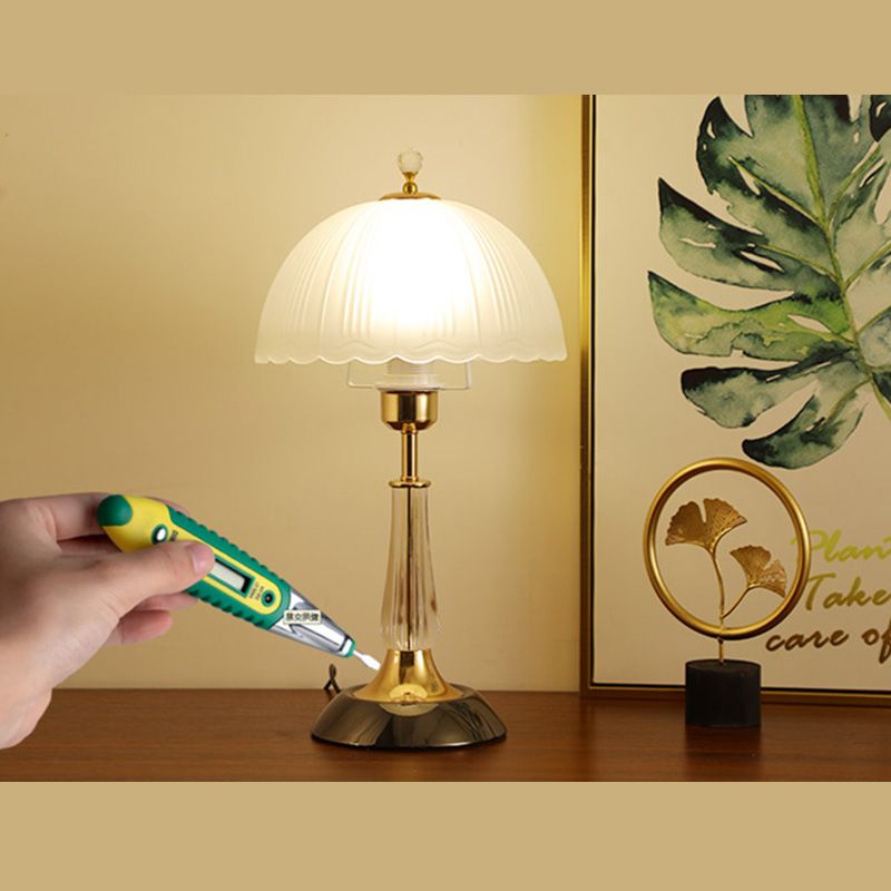 Ultra-moderne Einfachheit Domtisch Lampe weiße Glas Nachttisch-Lampe für Schlafzimmer