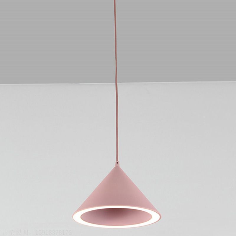 Light Aibture a ciondolo a led in stile Nordico cono con l'ombra metallica con tonalità metallica