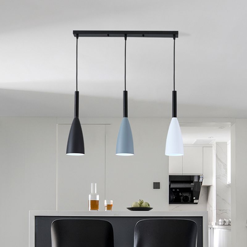 Lámpara de suspensión de 3 luces de tono de metal de estilo macarrón