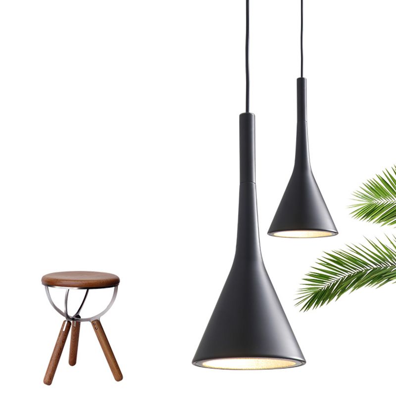 Pendante intérieure minimaliste, Éclairage pendentif en métal nordique à 1 lumière pour chambre à coucher