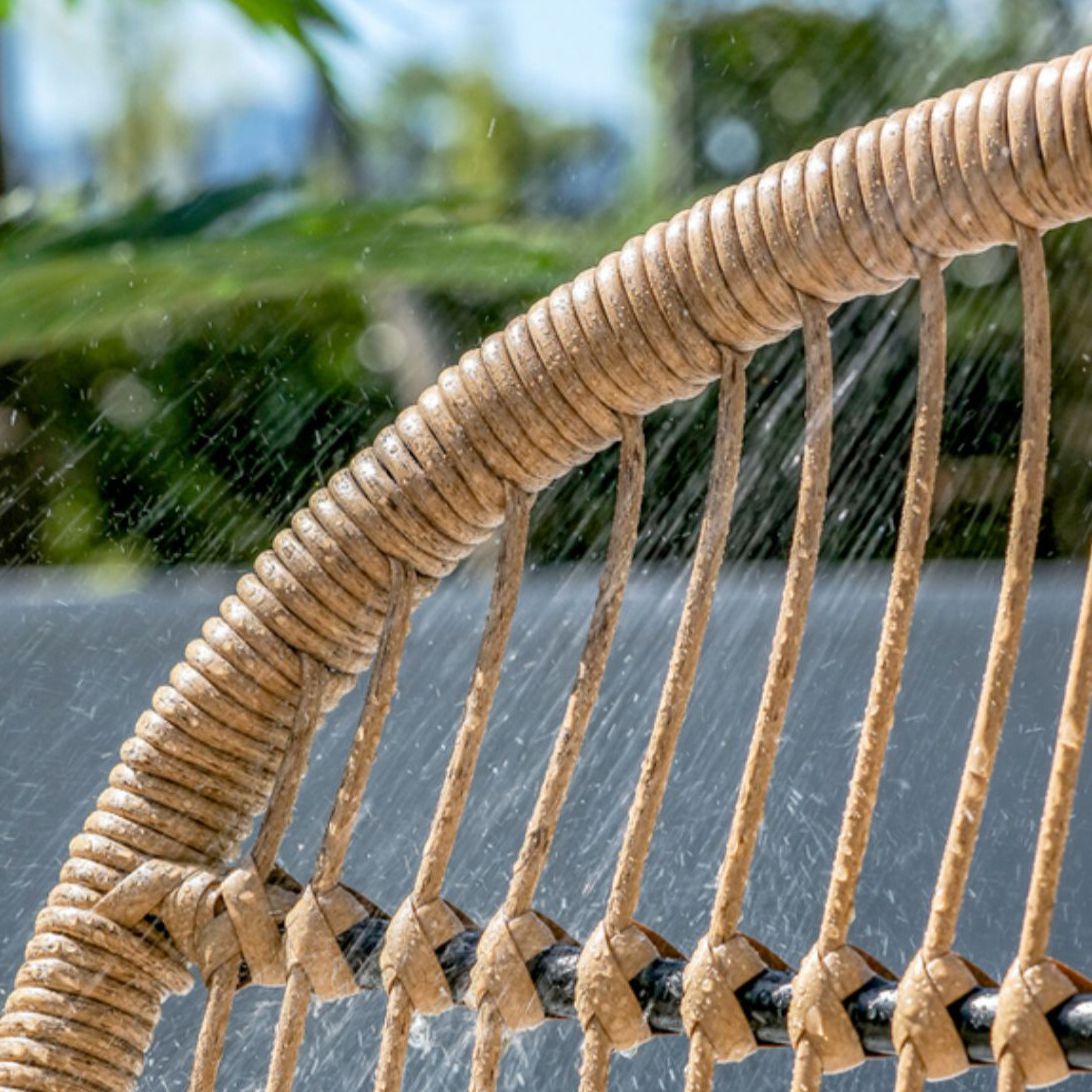 Modern Style Bistro Set Wicker Round 2/3 Pieces Bistro Table Set