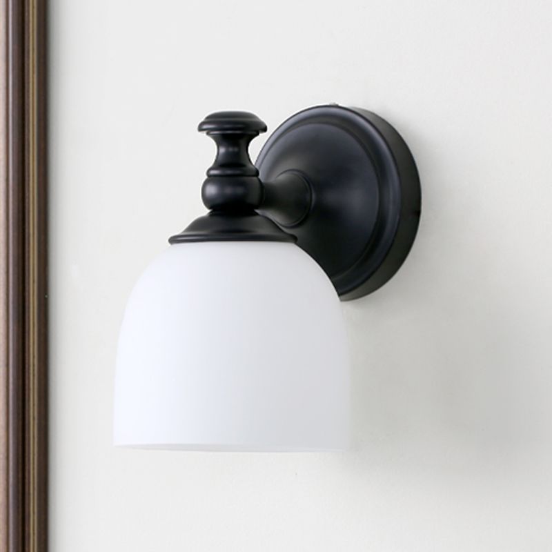1 Kopf weißer Glas Wandleuchte Klassiker klassischer Stil schwarzer gewölbter Schatten Wohnzimmer Wandbeleuchtung