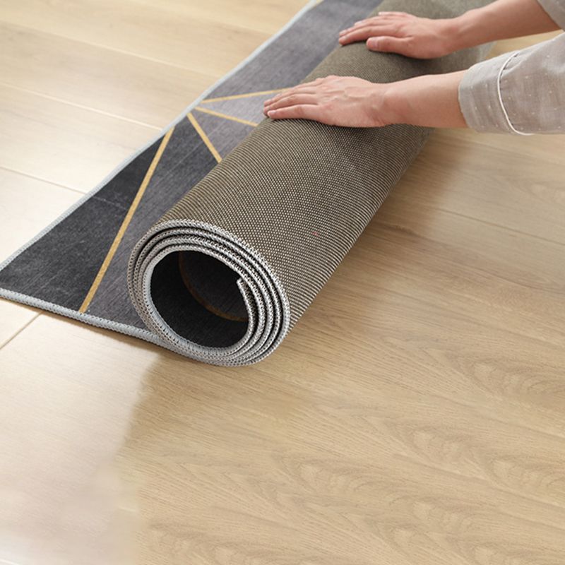 Gray Modern Rug Polyester Leaves Rug Non-Slip Backing Rug for Living Room