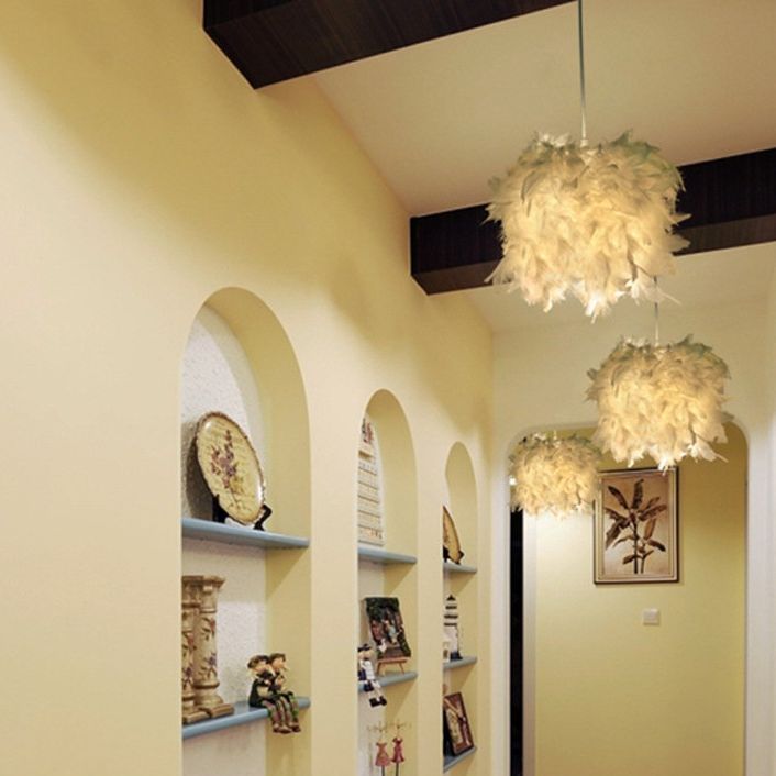 Feather Shaded Suspension Pendant Minimalist 1 Head White Hanging Lamp for Dining Room