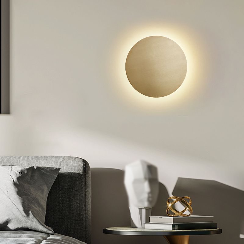 1-Light Round Wall Lamp Modern Metal Sconce Light for Living Room