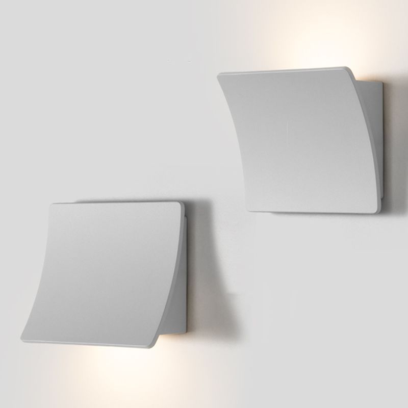 Square Shade Metal Wall Sconce Modern Style 1-Light Wall Mount Lighting