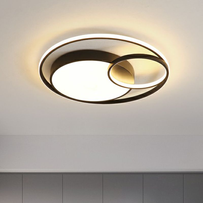 Circular Bedroom LED Ceiling Light Metallic Simplicity Flush Mount Fixture with Acrylic Diffuser