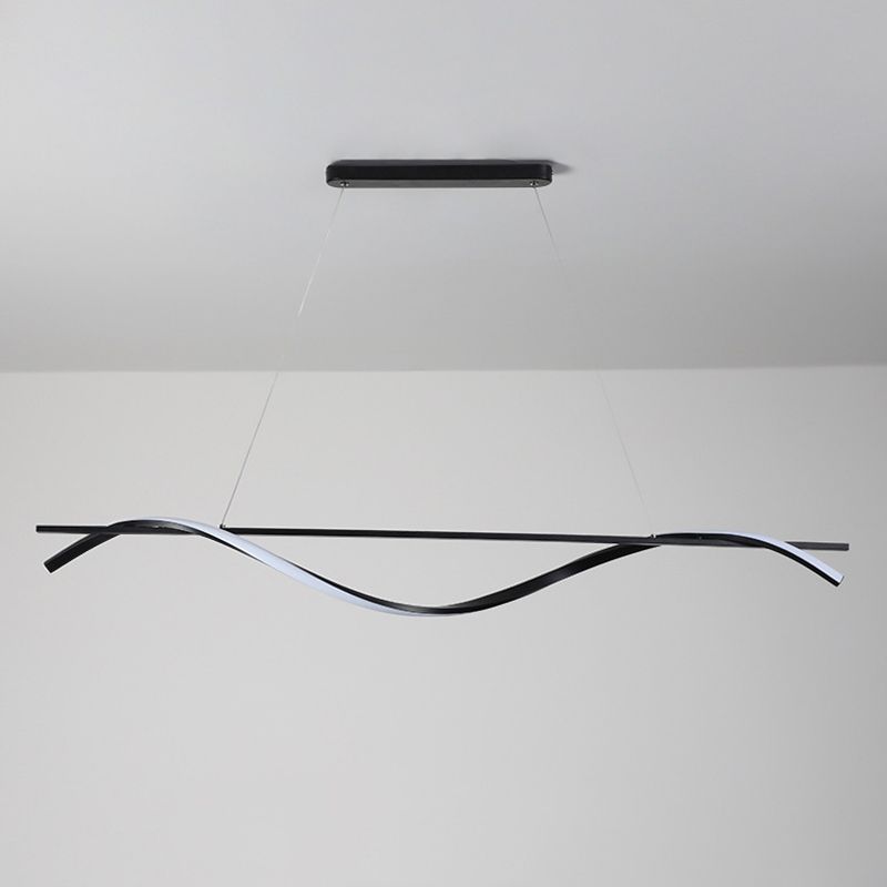 Lauteur de l'île LED de fer laqué dans le pendentif linéaire acrylique moderne de style concis moderne pour salle à manger