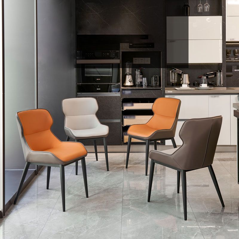 Silla auxiliar de cuero contemporánea para sala de estar con acabado mate Wingback Silla de comedor