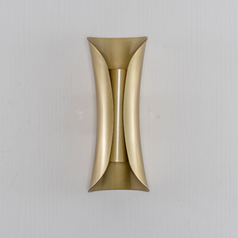 Metal Geometric Shape Wall Lighting Modern Style 2 Lights Wall Mounted Light Fixture