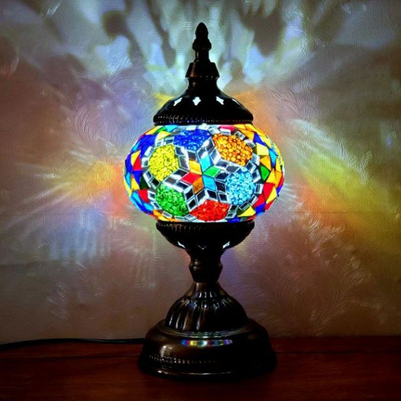 Turkish Oblate Nachttischlampe Single-Bulb-Glasschifftischleuchte für das Restaurant