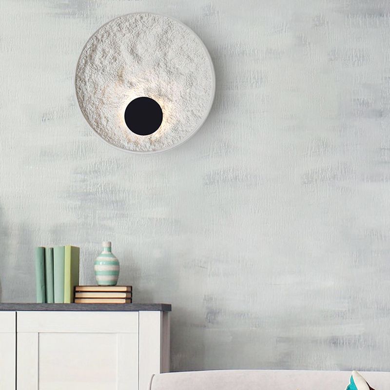 Single Matte White Wall Mounted Sconce LED Round Wall Light for Living Room