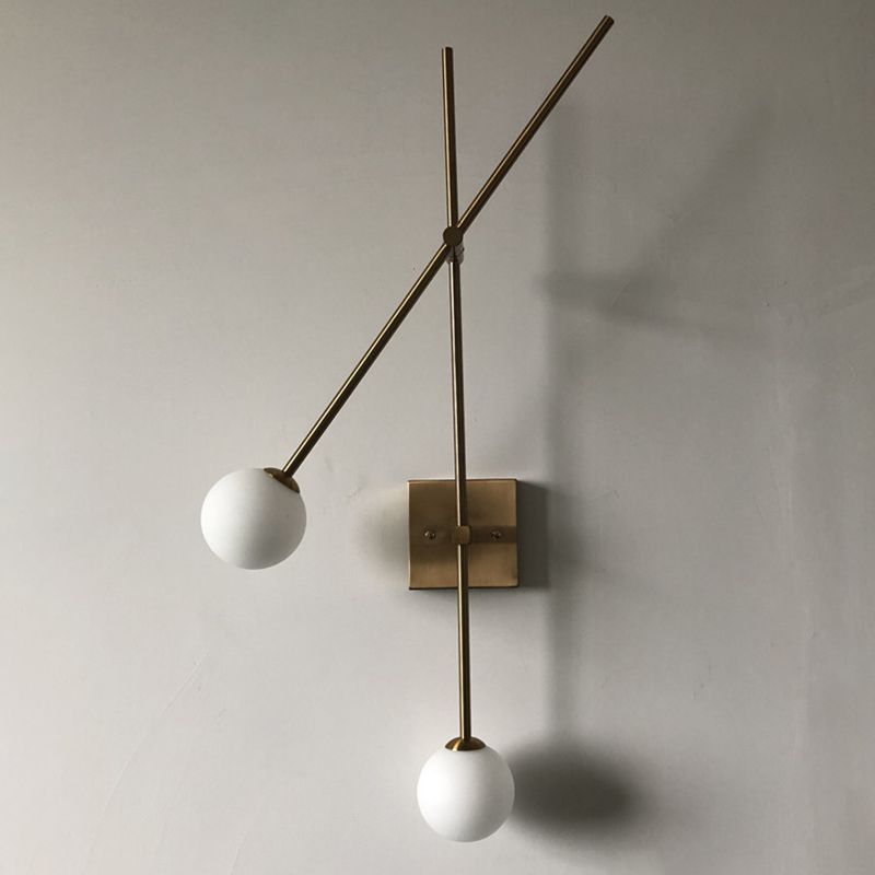 Lampada da parete in stile nordico a 2 luci con latte sfumatura sfumatura Minimalismo Linea lunghe strisce Lampada Posta Sconceo Luci