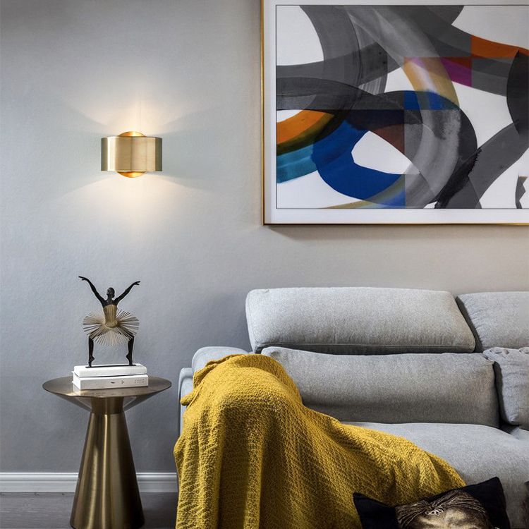 Cylinder Shade Mini Sconce Light Post-Modern 1 Light Metal Wall Light in Brass