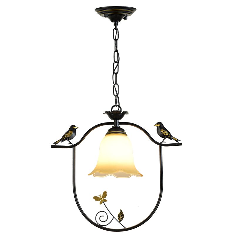Salle à manger de la nuance Bell Hanging Light Traditional Metal 1 Éclairage pendentif noir clair avec design d'oiseau