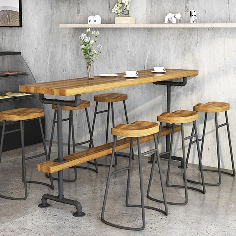 Indoor Industrial Bar Stool Table Metal and Wood Bar Dining Table