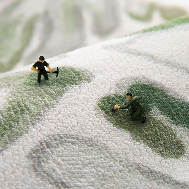 White Floral Print Area Rug Modern Polyester Area Carpet Non-Slip Backing Rug for Living Room