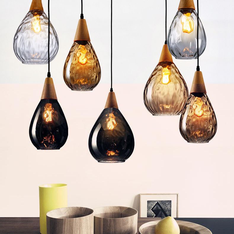 Cortique créatif moderne simple Cone en bois léger lampe suspendue avec une teinte en verre