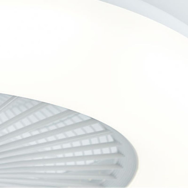 Kreisförmige Wohnheimzimmer LED Deckenlüfter Beleuchtung Metallmakaron unsichtbarer Blüterhalterung