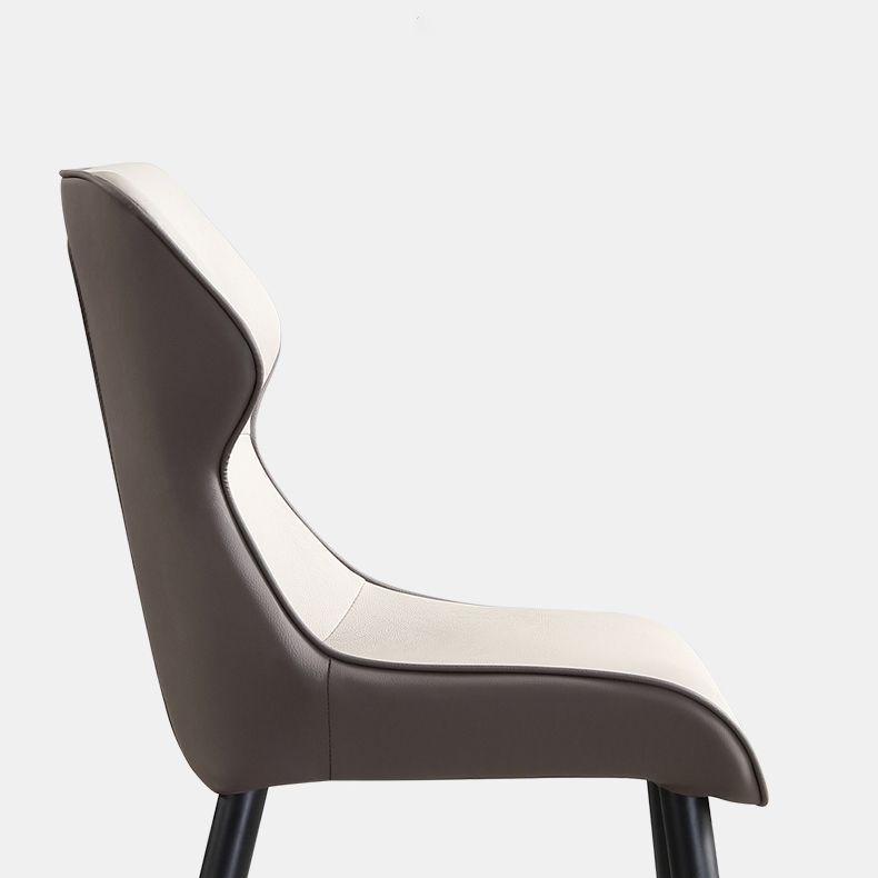 Chaise de salle à manger industrielle chaise latéral à oreilles avec des jambes en métal noir pour usage domestique