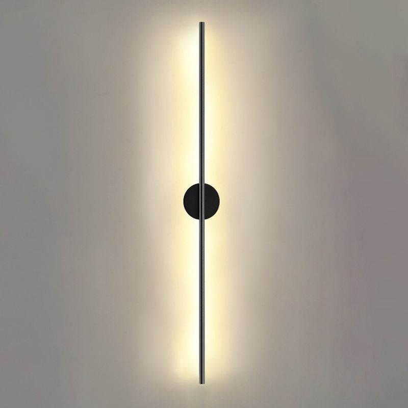 Éclairage mural en métal linéaire