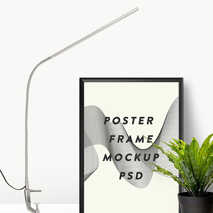 Lámpara de tarea de metal lineal ajustable Luz de escritorio de plata moderna con abrazadera para la sala de estudio
