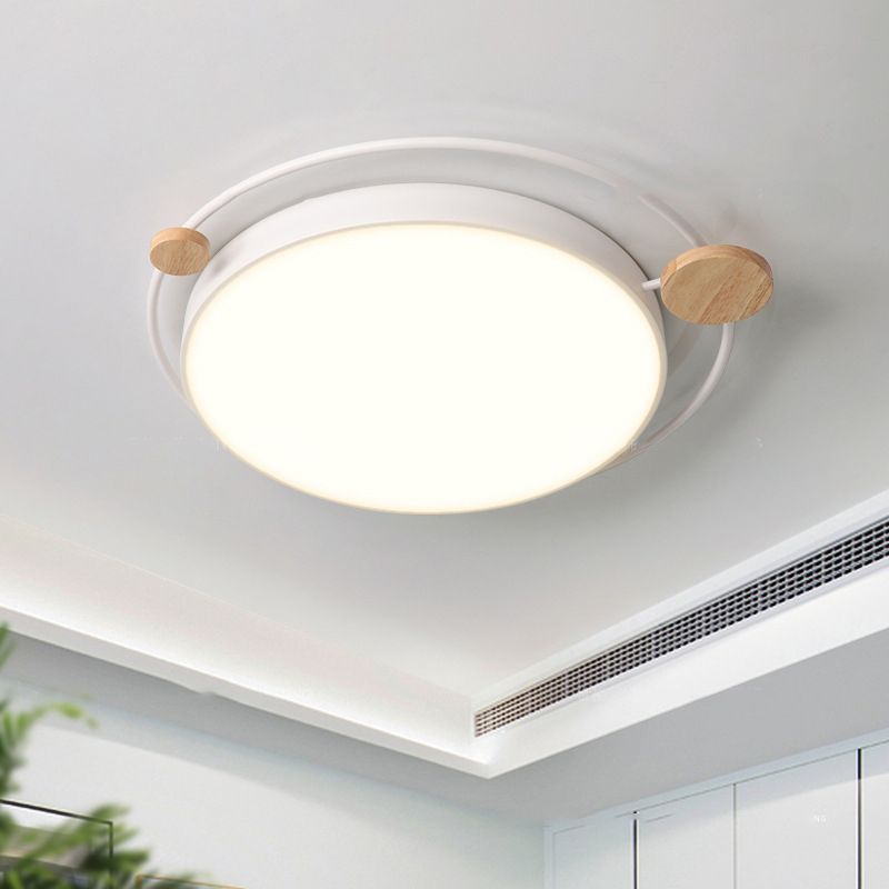 Nordic Style LED Flush Mount Round Ceiling Light Fixture with Wood for Bedroom