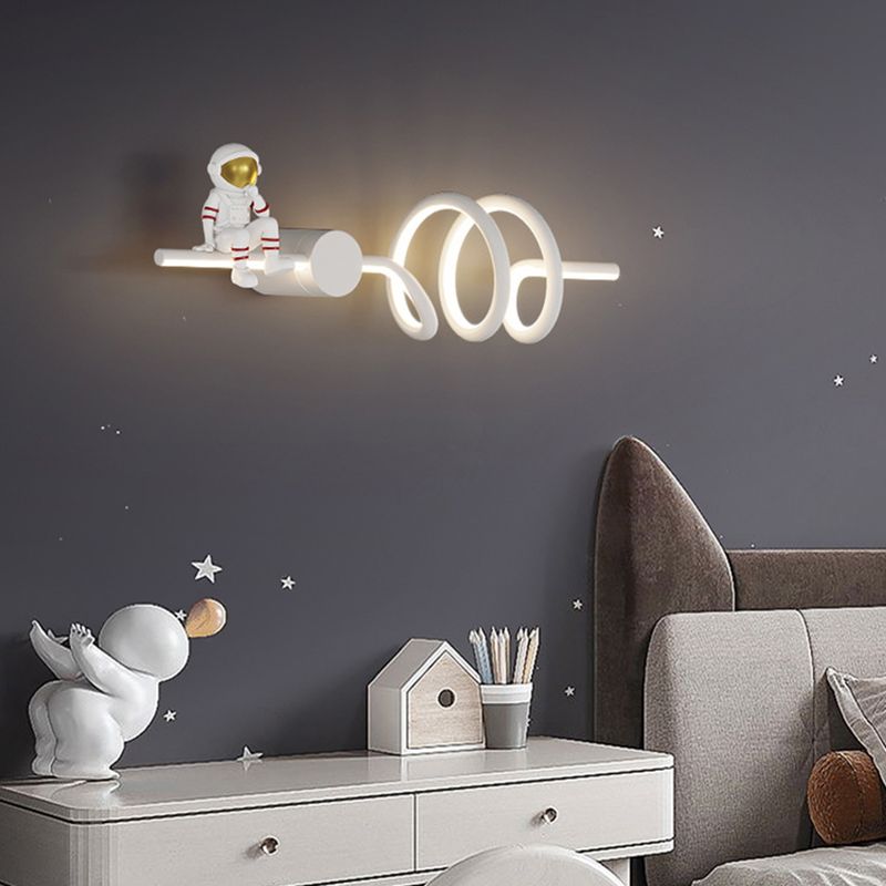 Modern Style Astronaut Wall Light Fixture Household LED Wall Light Sconce for Bedroom
