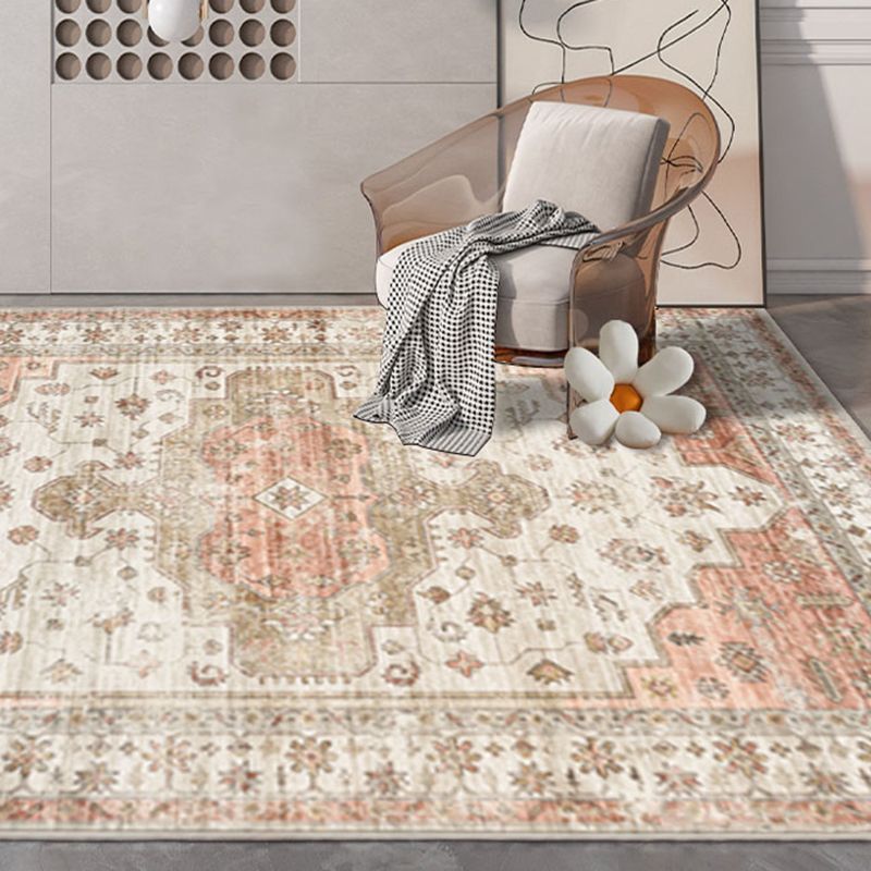 Blue Traditional Area Carpet Graphic Pattern Polyester Area Rug Anti-Slip Rug for Home Decor