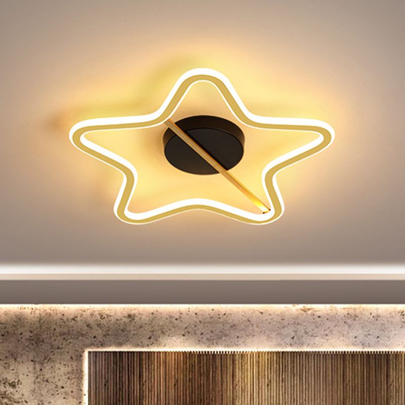 Star Acrylic Flush Mount Light Modernist LED Gold Ceiling Mounted Fixture with Line Design